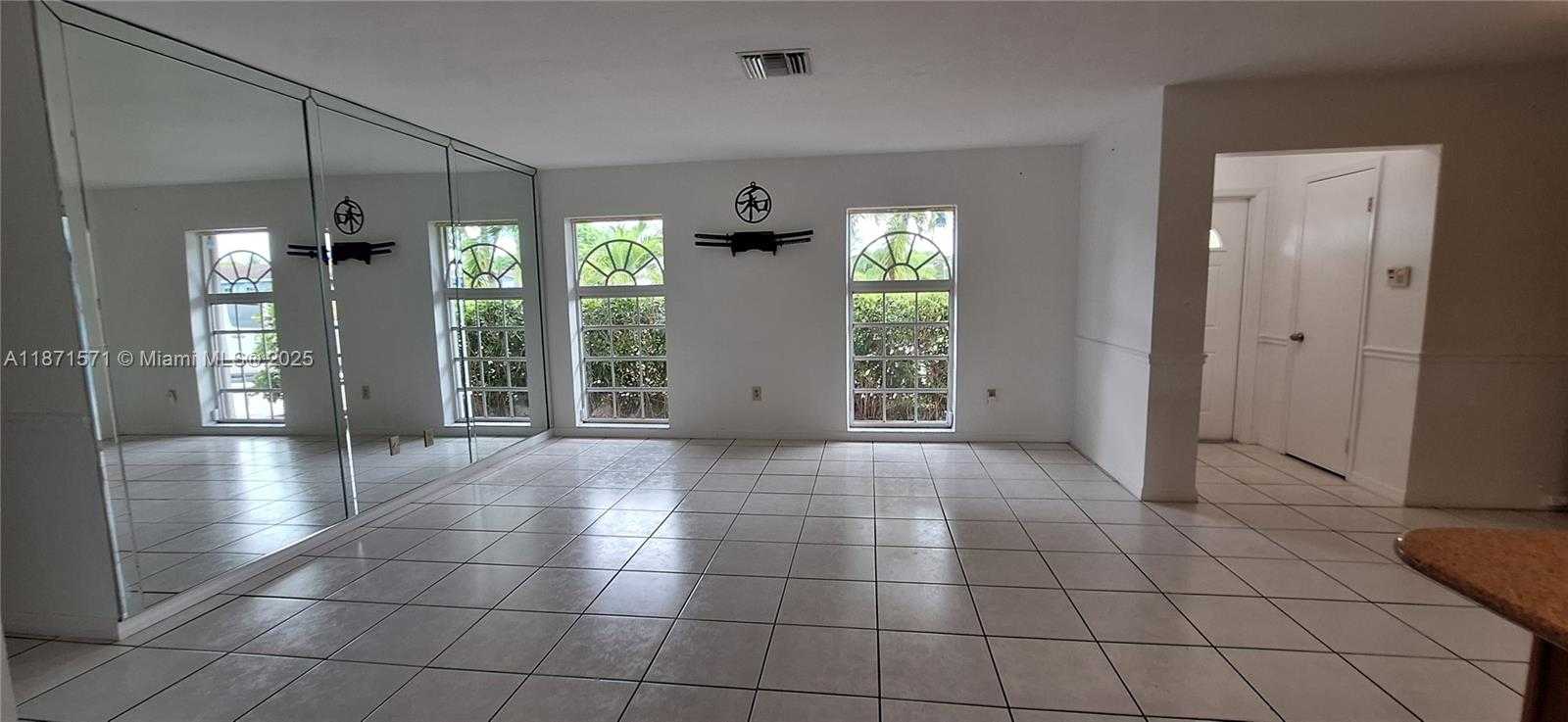 Small Image of 15403 SOUTH WEST 107TH CT, Miami Number 20