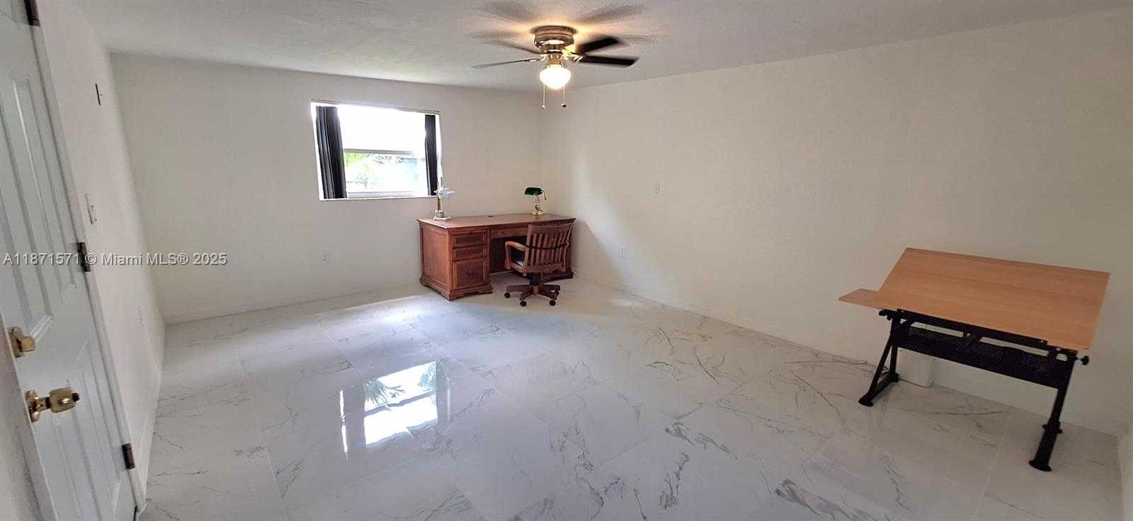 Small Image of 15403 SOUTH WEST 107TH CT, Miami Number 21
