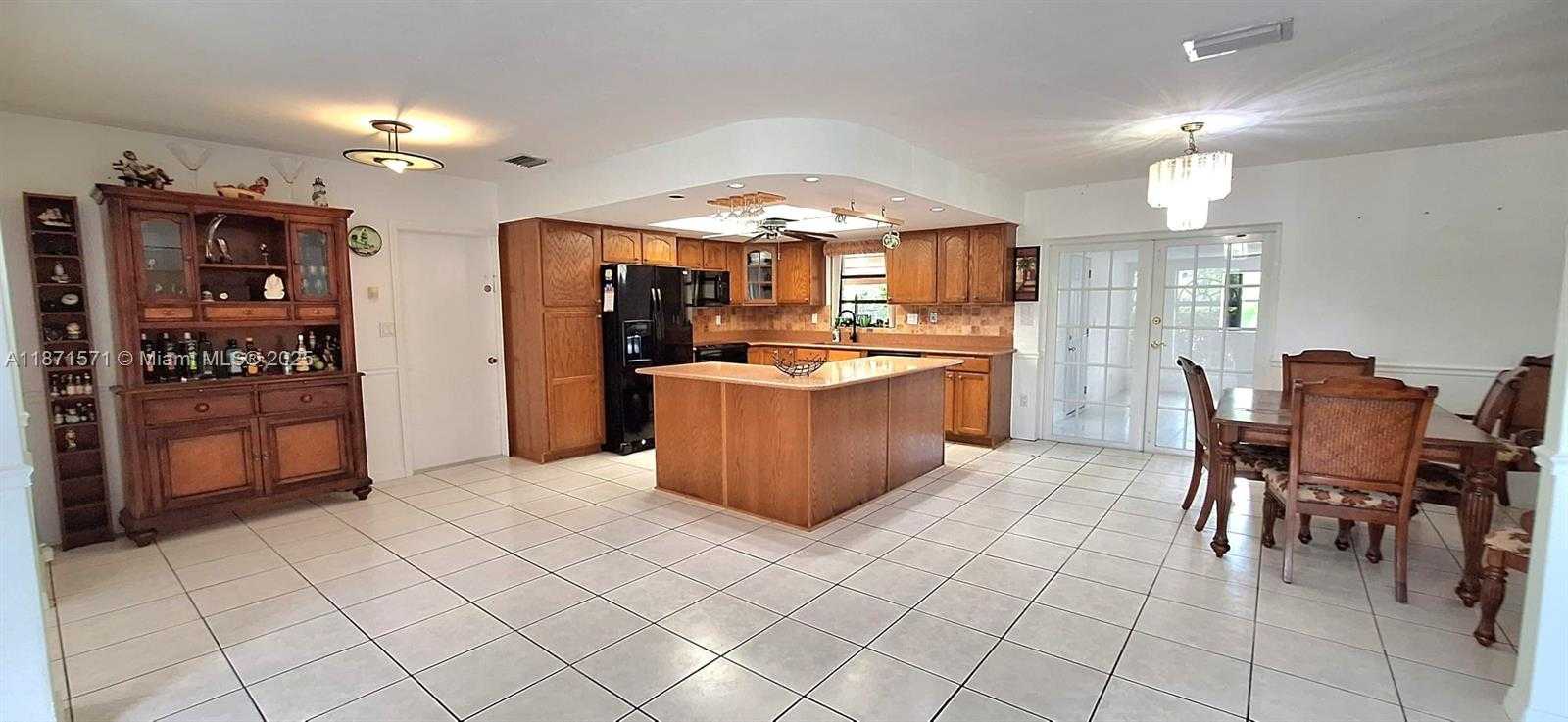 Small Image of 15403 SOUTH WEST 107TH CT, Miami Number 22