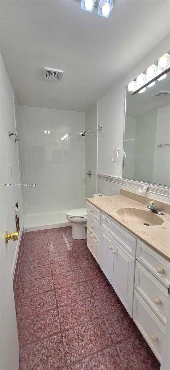 Small Image of 15403 SOUTH WEST 107TH CT, Miami Number 26