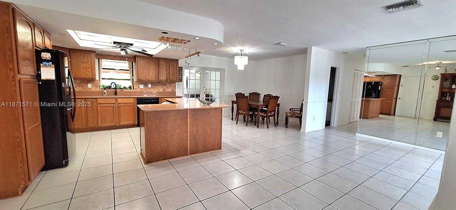 Small Image of 15403 SOUTH WEST 107TH CT, Miami Number 30