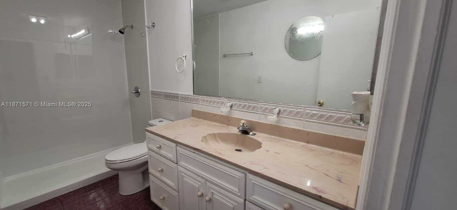 Small Image of 15403 SOUTH WEST 107TH CT, Miami Number 33