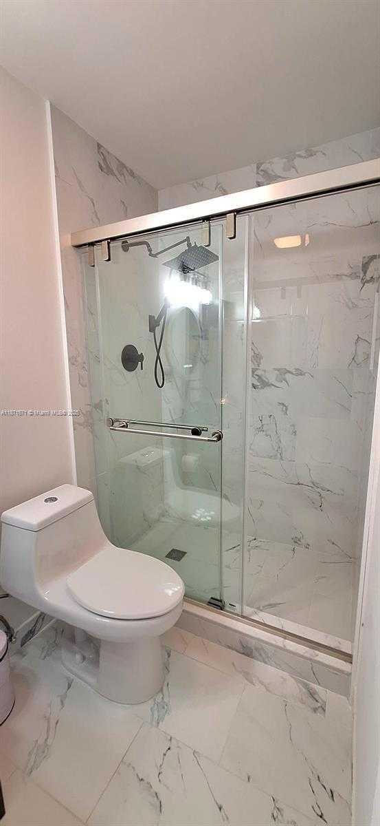Small Image of 15403 SOUTH WEST 107TH CT, Miami Number 57