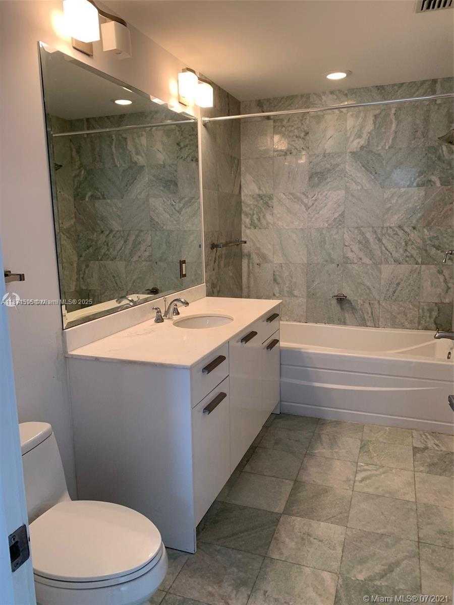 Small Image of 1050 BRICKELL AV #2808, Miami Number 10