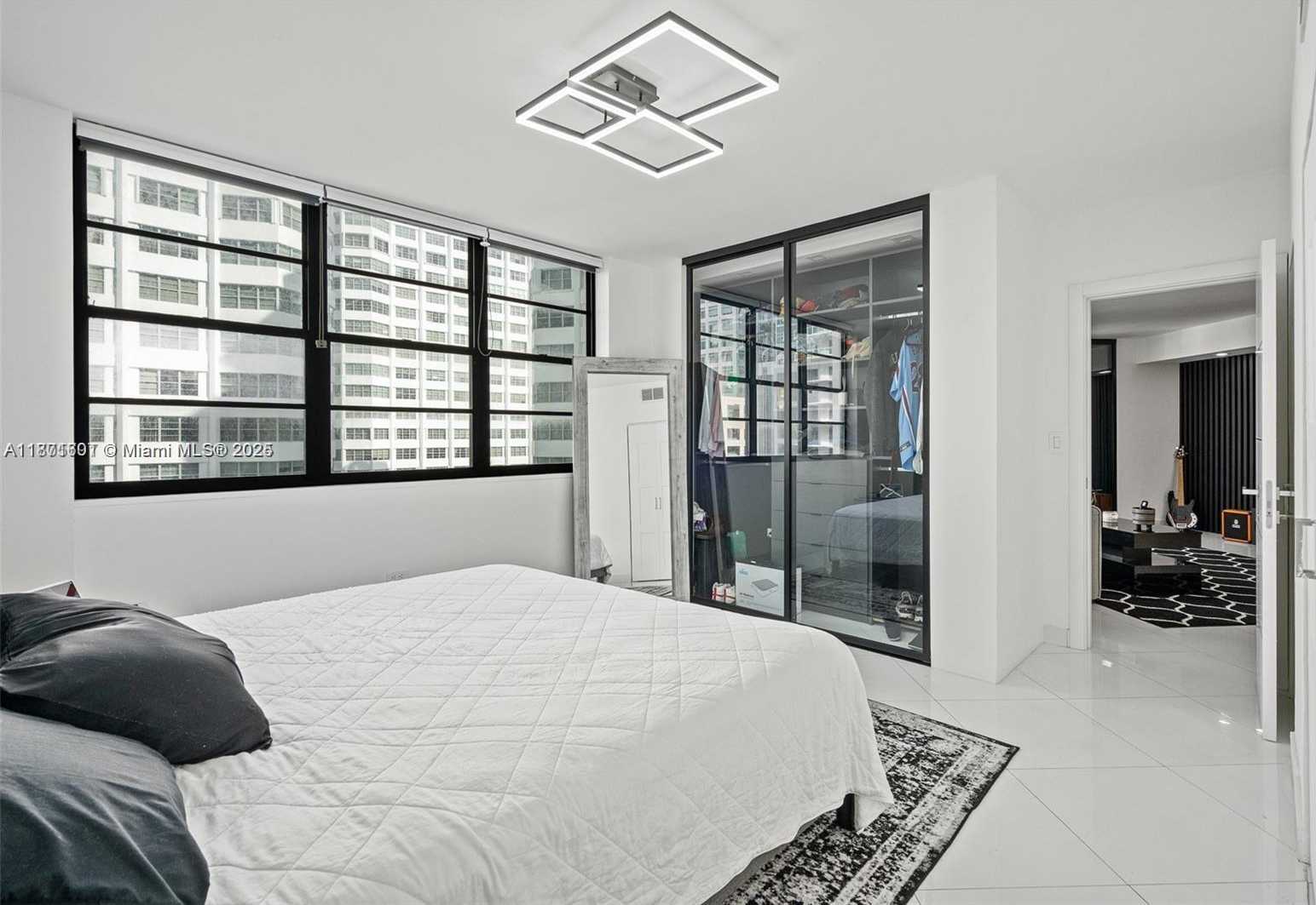 Small Image of 999 BRICKELL BAY DR #705, Miami Number 11