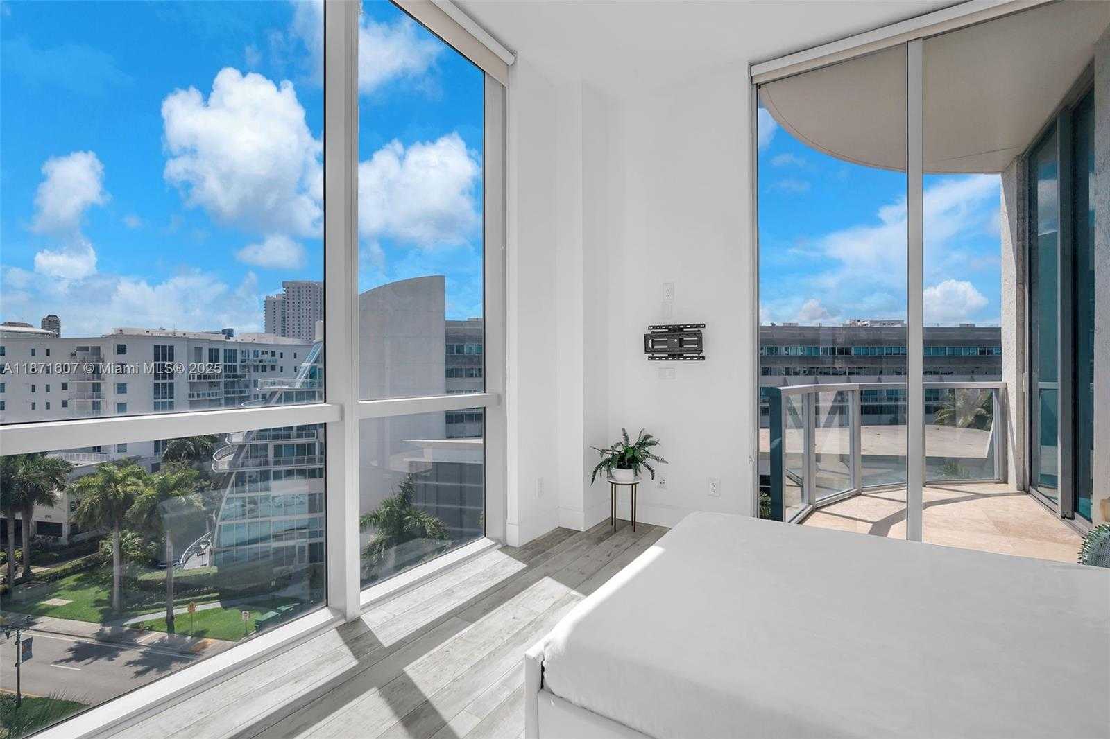 Small Image of 3029 NORTH EAST 188TH ST #725, Aventura Number 17