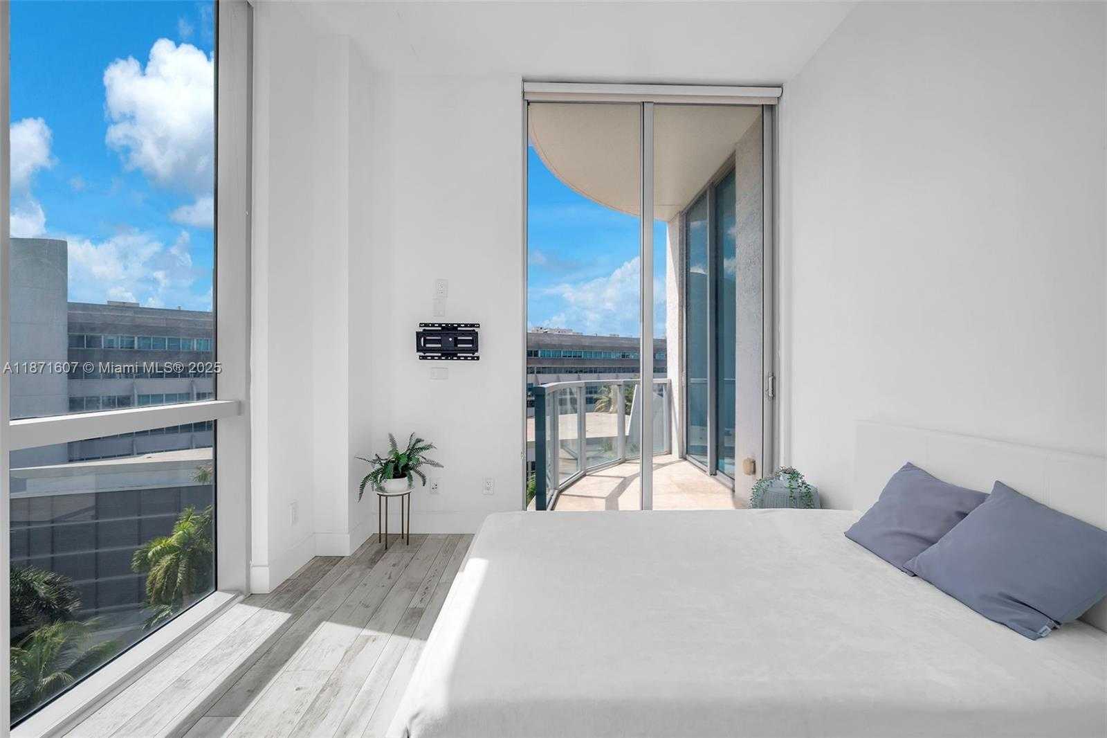 Small Image of 3029 NORTH EAST 188TH ST #725, Aventura Number 18
