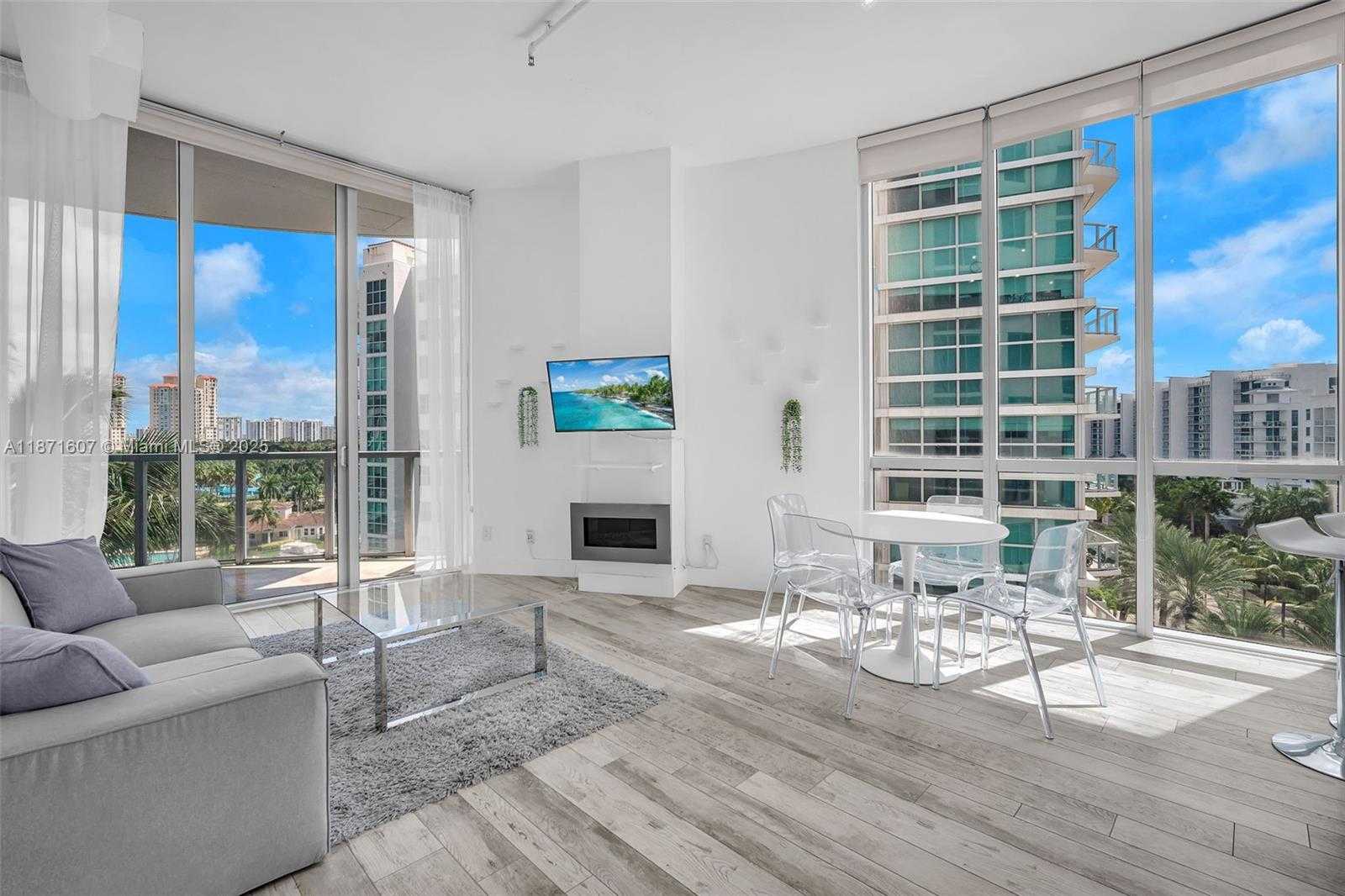 Small Image of 3029 NORTH EAST 188TH ST #725, Aventura Number 4
