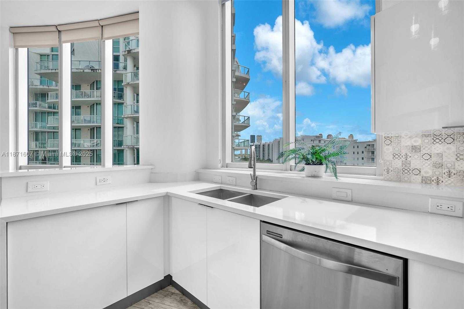 Small Image of 3029 NORTH EAST 188TH ST #725, Aventura Number 9