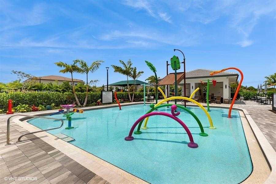 Small Image of 8350 ROYAL COUNTY DOWN RD, Boca Raton Number 47