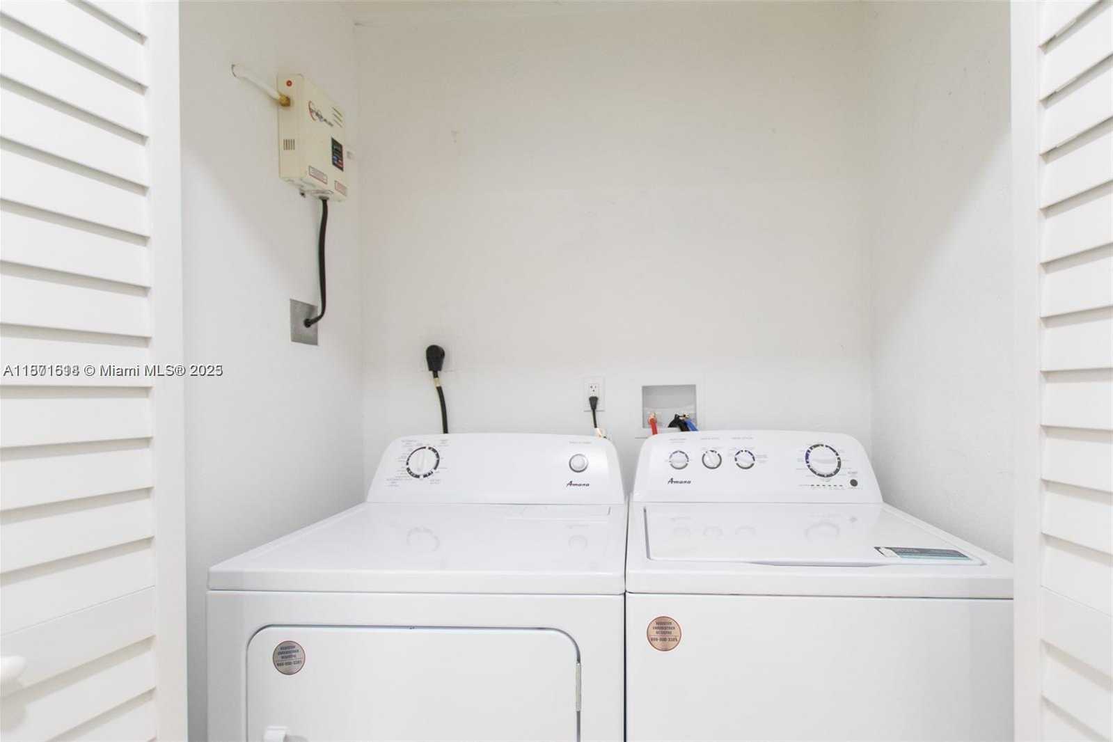 Small Image of 11520 SOUTH WEST 142ND TER, Miami Number 15