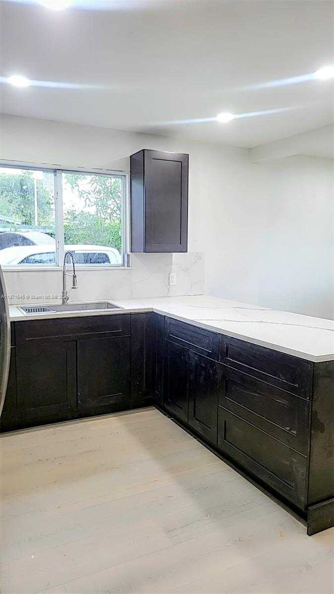 Small Image of 2310 NORTH WEST 103RD ST #Front, Miami Number 15