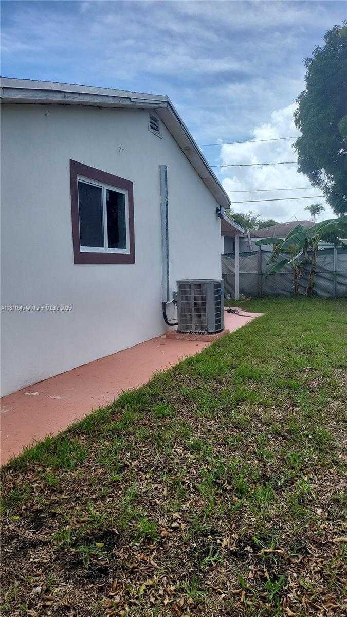 Small Image of 2310 NORTH WEST 103RD ST #Front, Miami Number 19