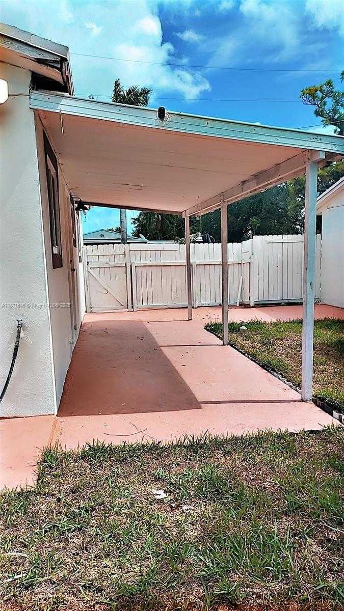 Small Image of 2310 NORTH WEST 103RD ST #Front, Miami Number 21