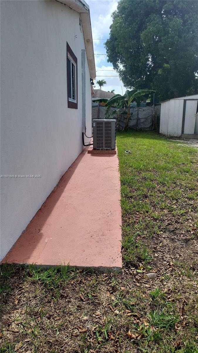 Small Image of 2310 NORTH WEST 103RD ST #Front, Miami Number 23