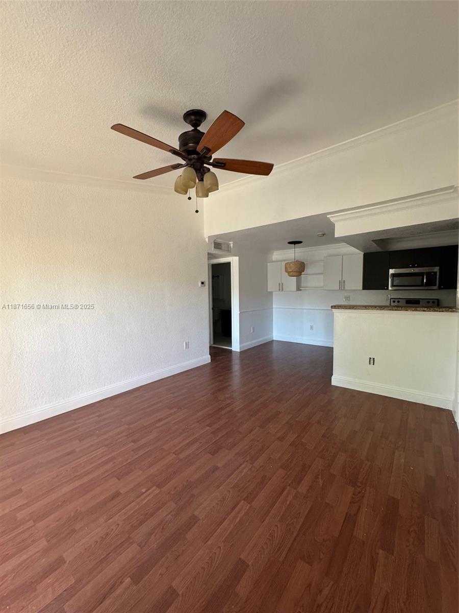 Small Image of 15560 SOUTH WEST 106 LN #1304, Miami Number 6
