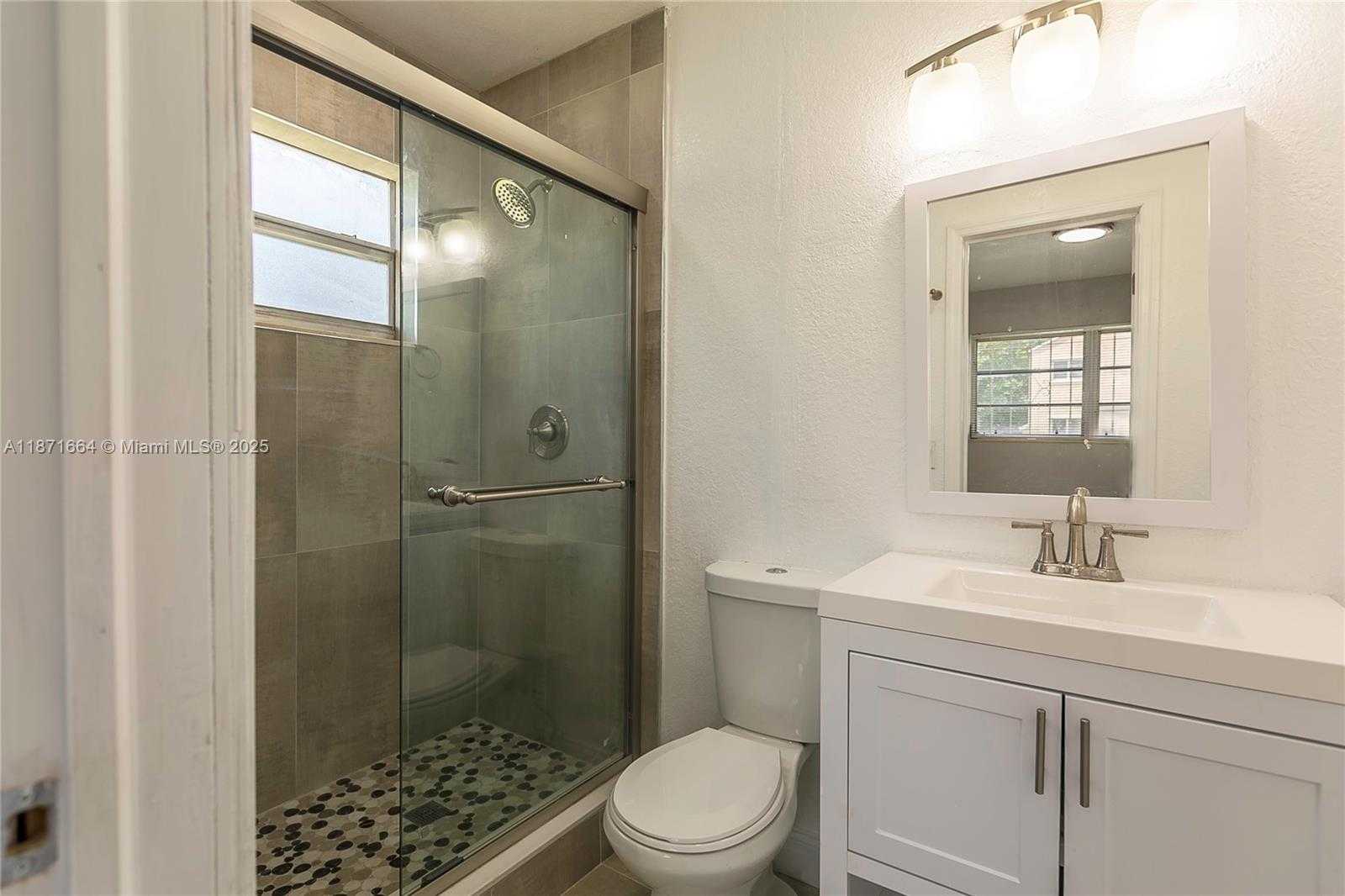 Small Image of 270 NORTH WEST 81ST ST, Miami Number 11