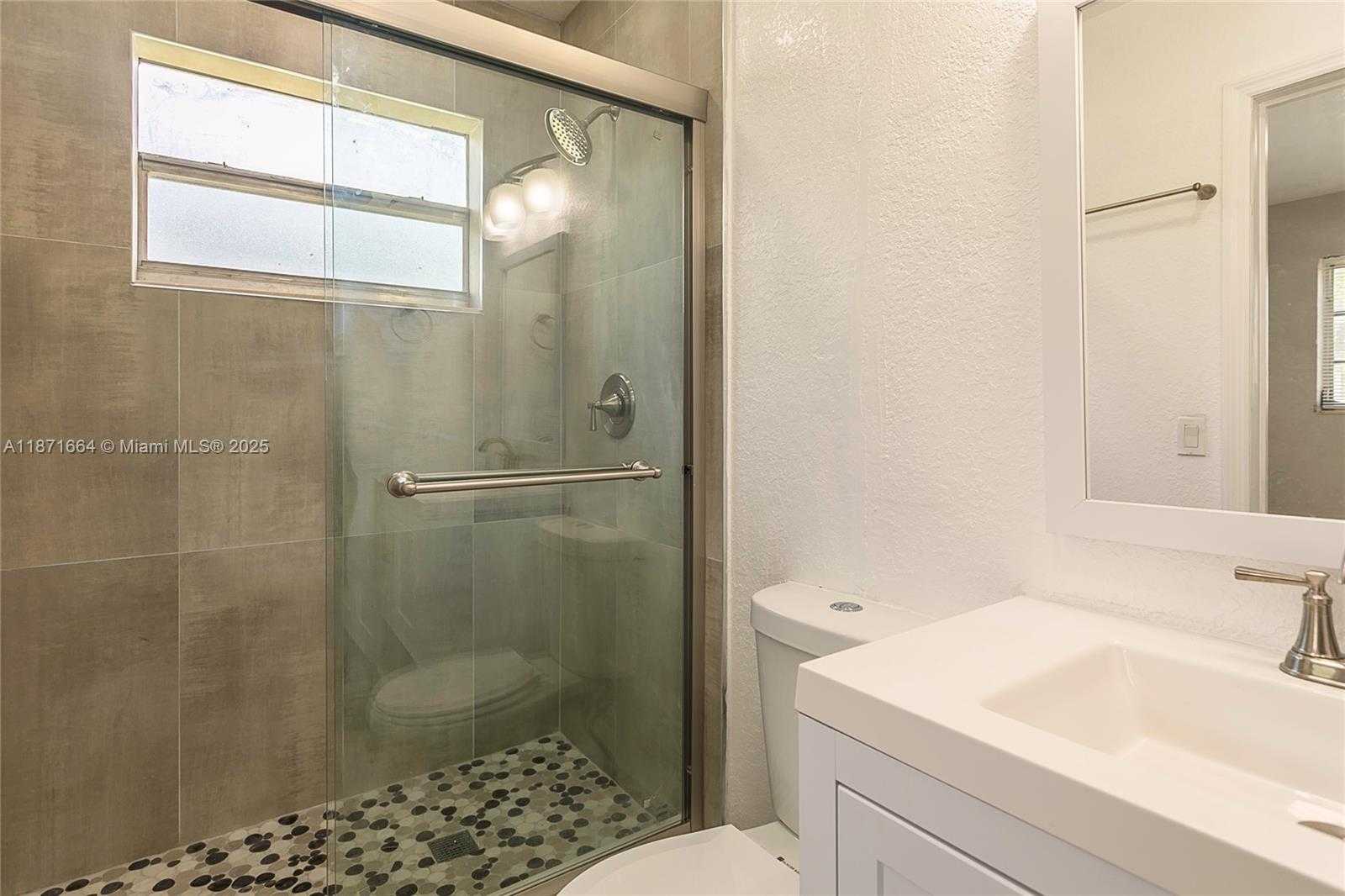 Small Image of 270 NORTH WEST 81ST ST, Miami Number 12
