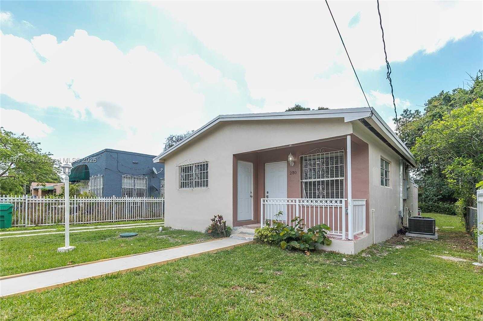 Small Image of 270 NORTH WEST 81ST ST, Miami Number 33