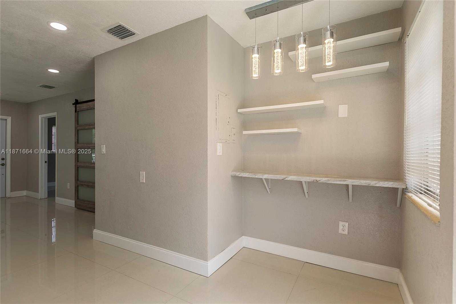 Small Image of 270 NORTH WEST 81ST ST, Miami Number 4