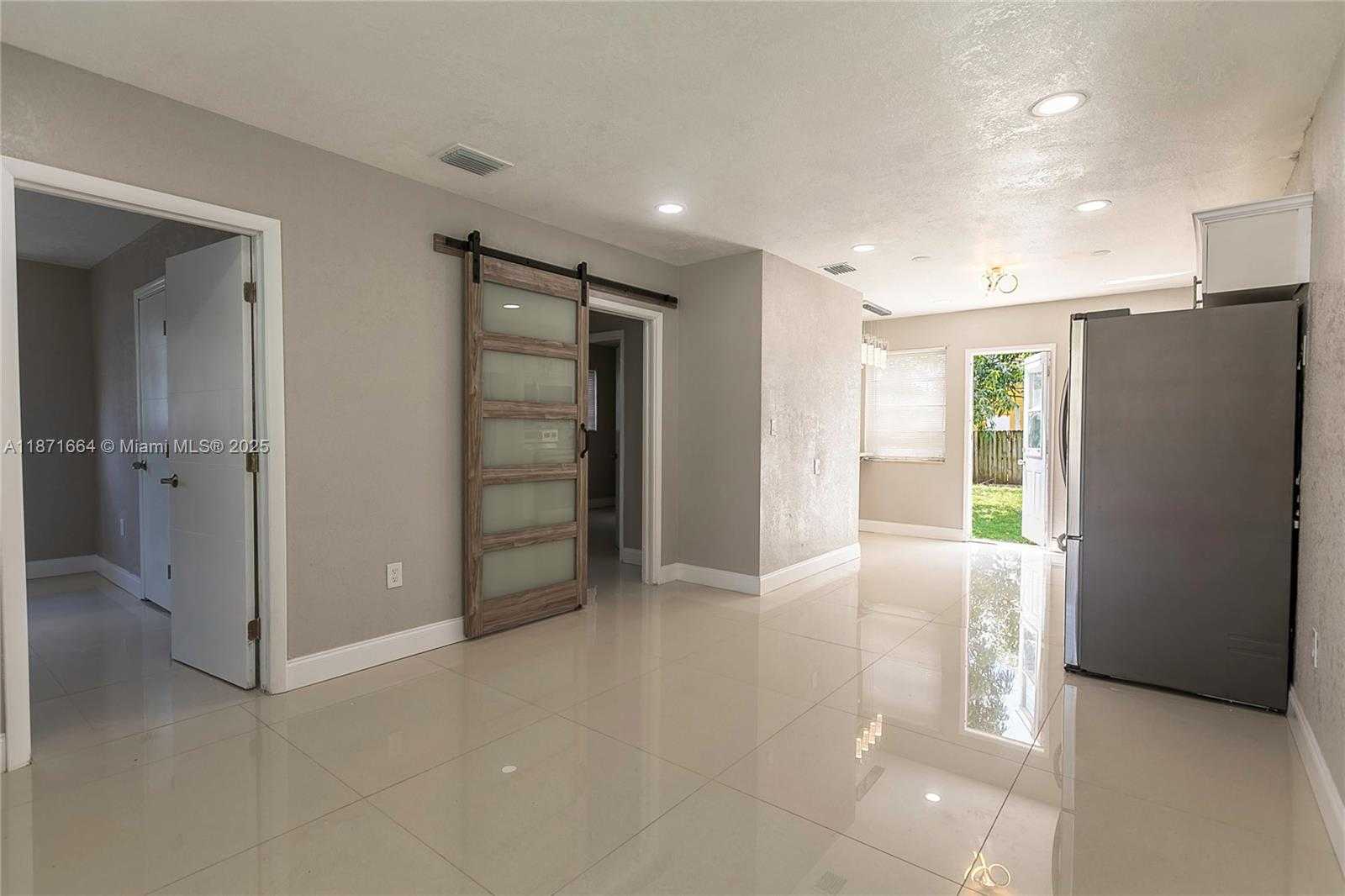 Small Image of 270 NORTH WEST 81ST ST, Miami Number 6