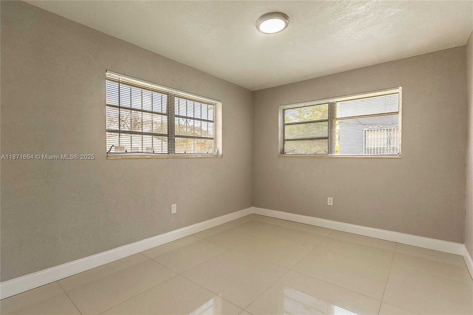 Small Image of 270 NORTH WEST 81ST ST, Miami Number 8