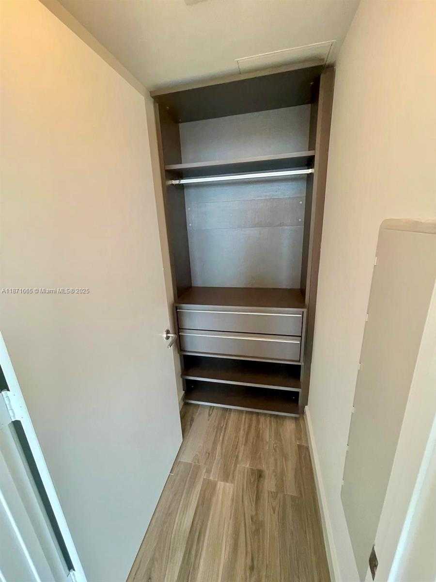 Small Image of 460 NORTH EAST 28TH ST #1802, Miami Number 13
