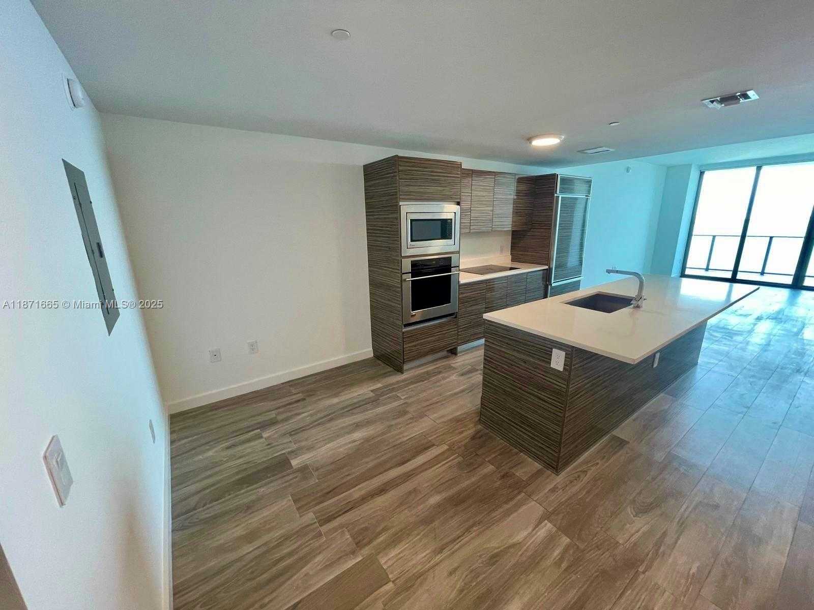 Small Image of 460 NORTH EAST 28TH ST #1802, Miami Number 4