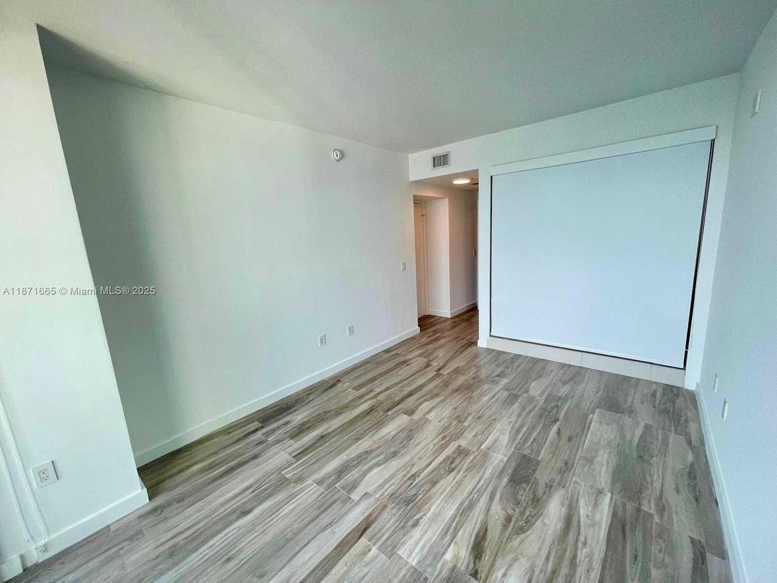 Small Image of 460 NORTH EAST 28TH ST #1802, Miami Number 8