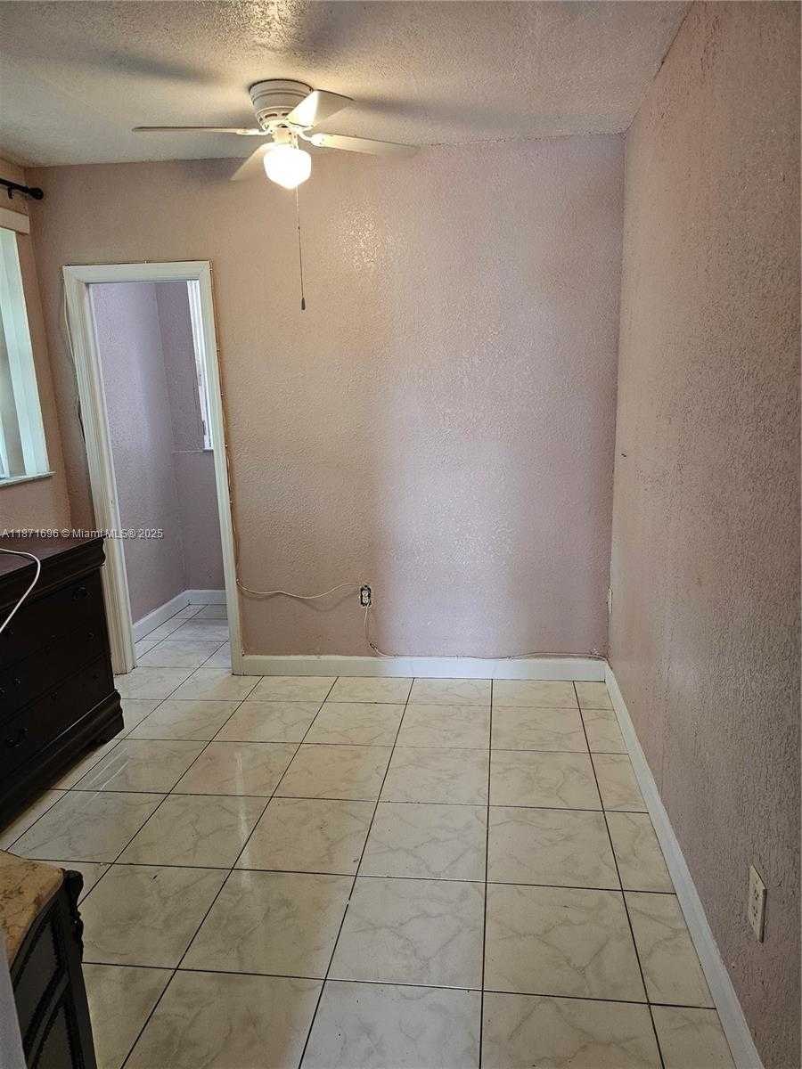 Small Image of 3349 NORTH WEST 32ND ST, Lauderdale Lakes Number 3