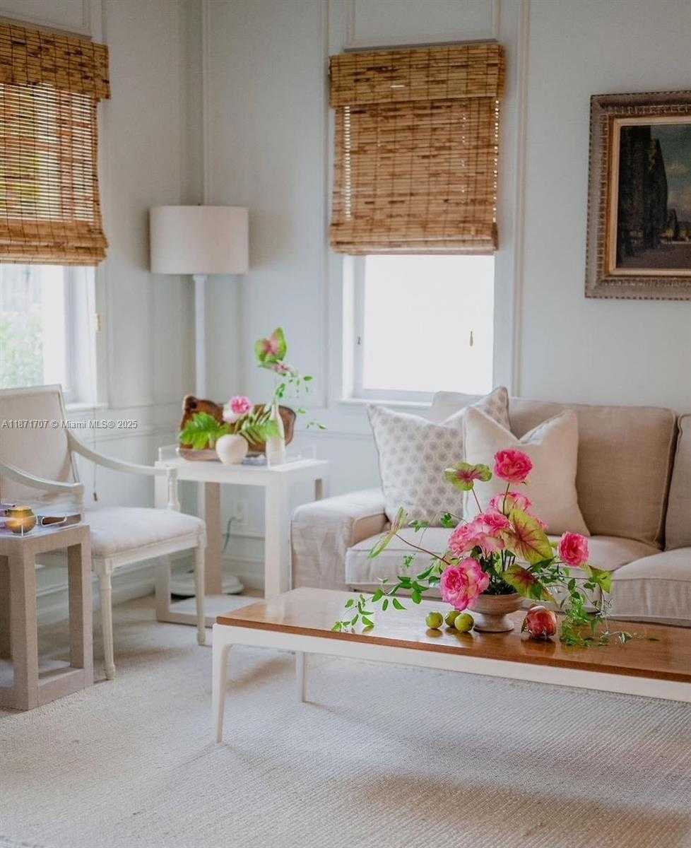 Small Image of 375 PLYMOUTH RD, West Palm Beach Number 2