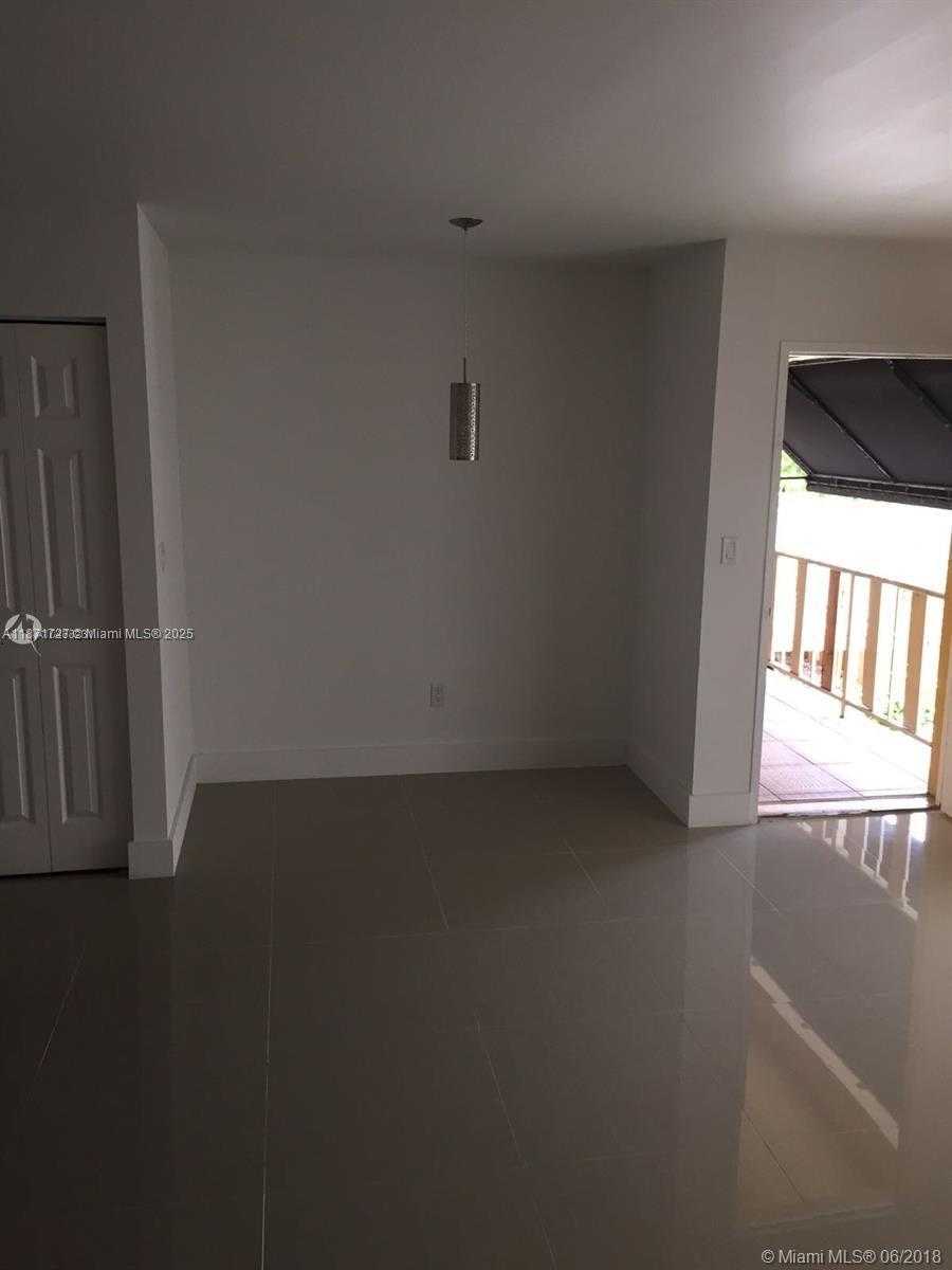 Small Image of 4600 NORTH WEST 79TH AVE #2B, Doral Number 5