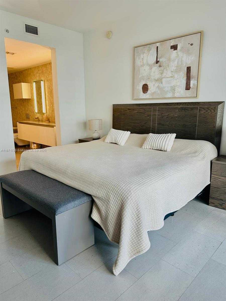 Small Image of 88 SOUTH WEST 7TH ST #908, Miami Number 21