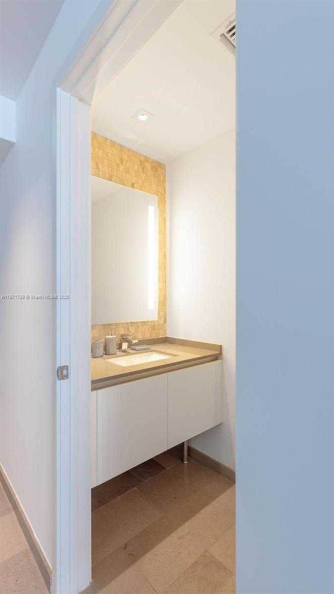 Small Image of 88 SOUTH WEST 7TH ST #908, Miami Number 27