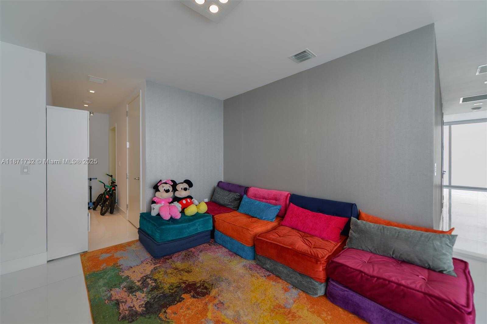 Small Image of 16901 COLLINS AVE #4005, Sunny Isles Beach Number 28