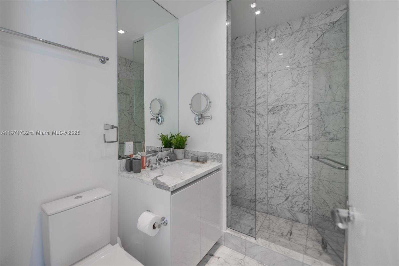 Small Image of 16901 COLLINS AVE #4005, Sunny Isles Beach Number 33