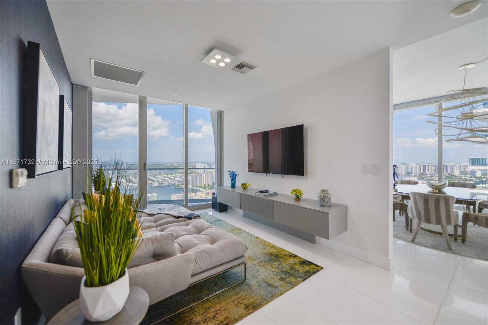 Small Image of 16901 COLLINS AVE #4005, Sunny Isles Beach Number 36