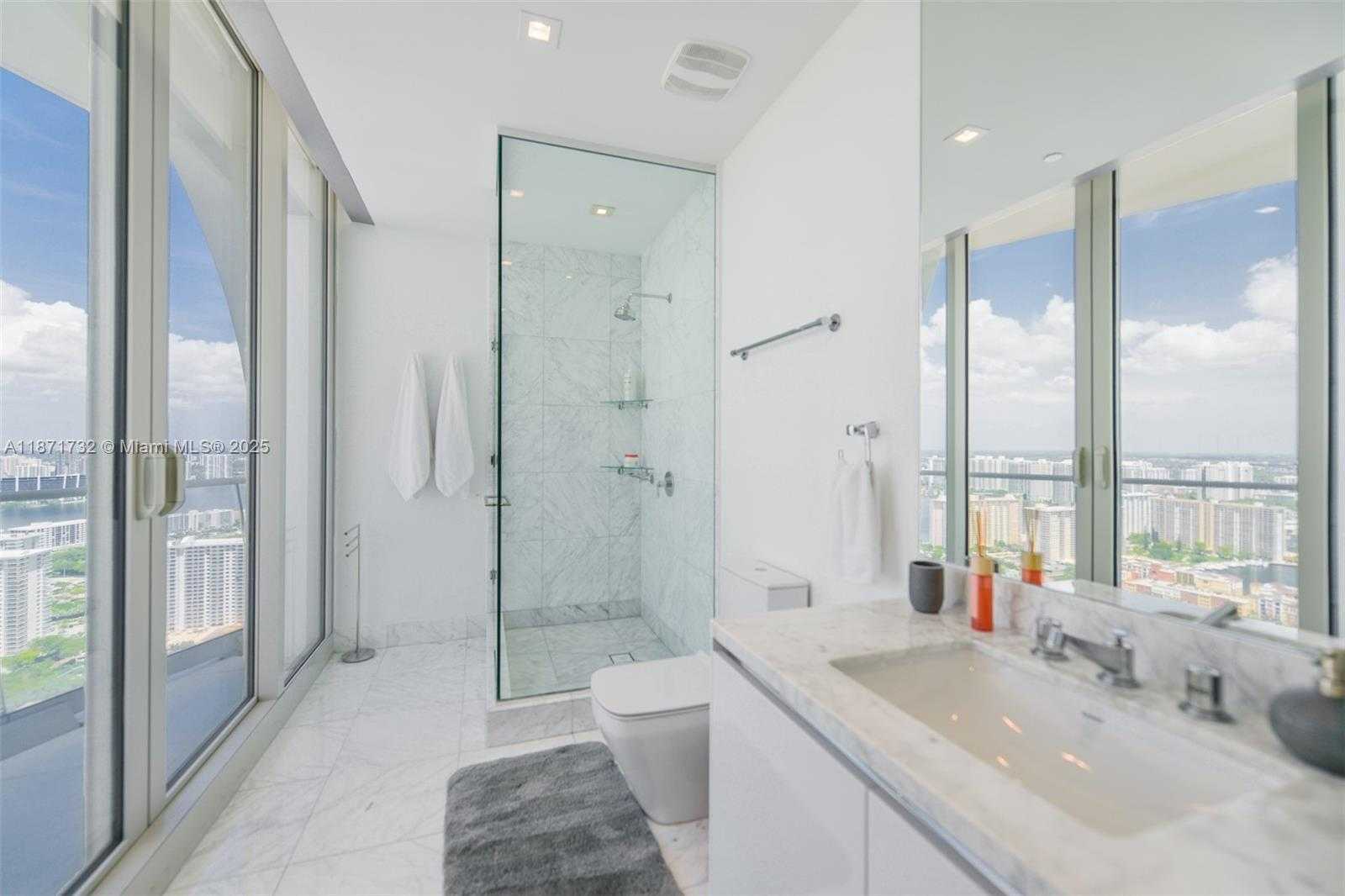 Small Image of 16901 COLLINS AVE #4005, Sunny Isles Beach Number 45