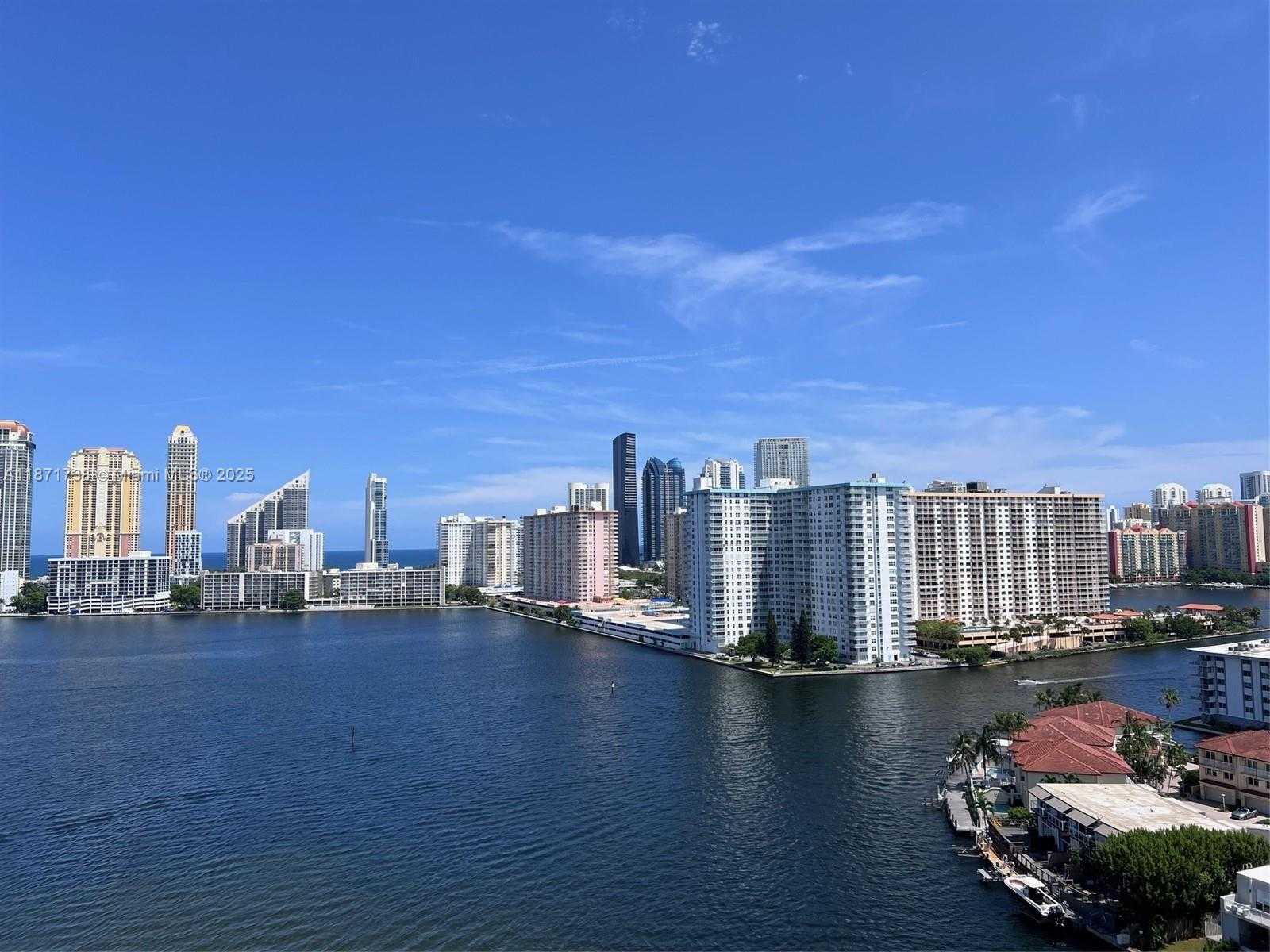 Small Image of 2600 ISLAND BLVD #1503, Aventura Number 10