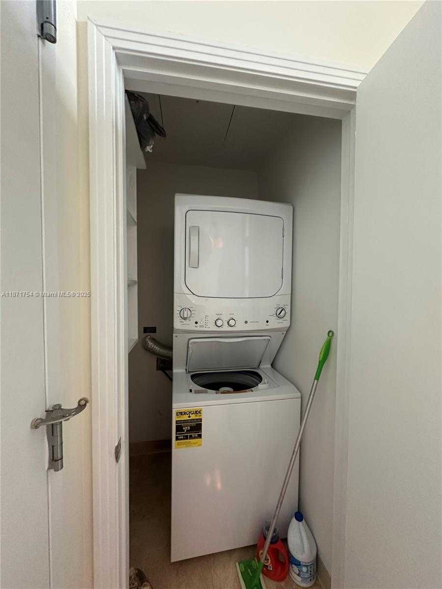 Small Image of 9066 SOUTH WEST 73 CT #703, Miami Number 15