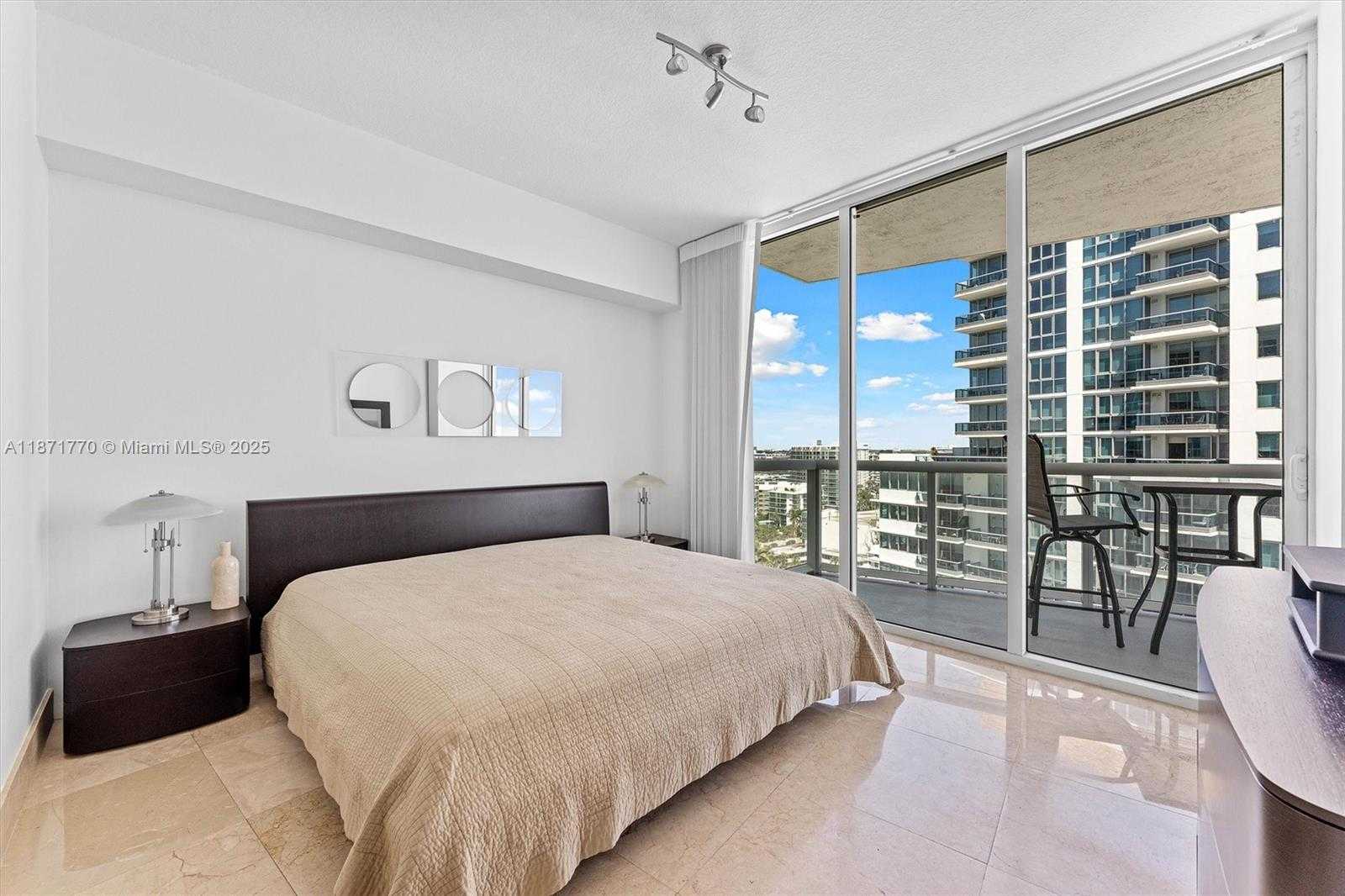 Small Image of 6515 COLLINS AVE #1601, Miami Beach Number 8