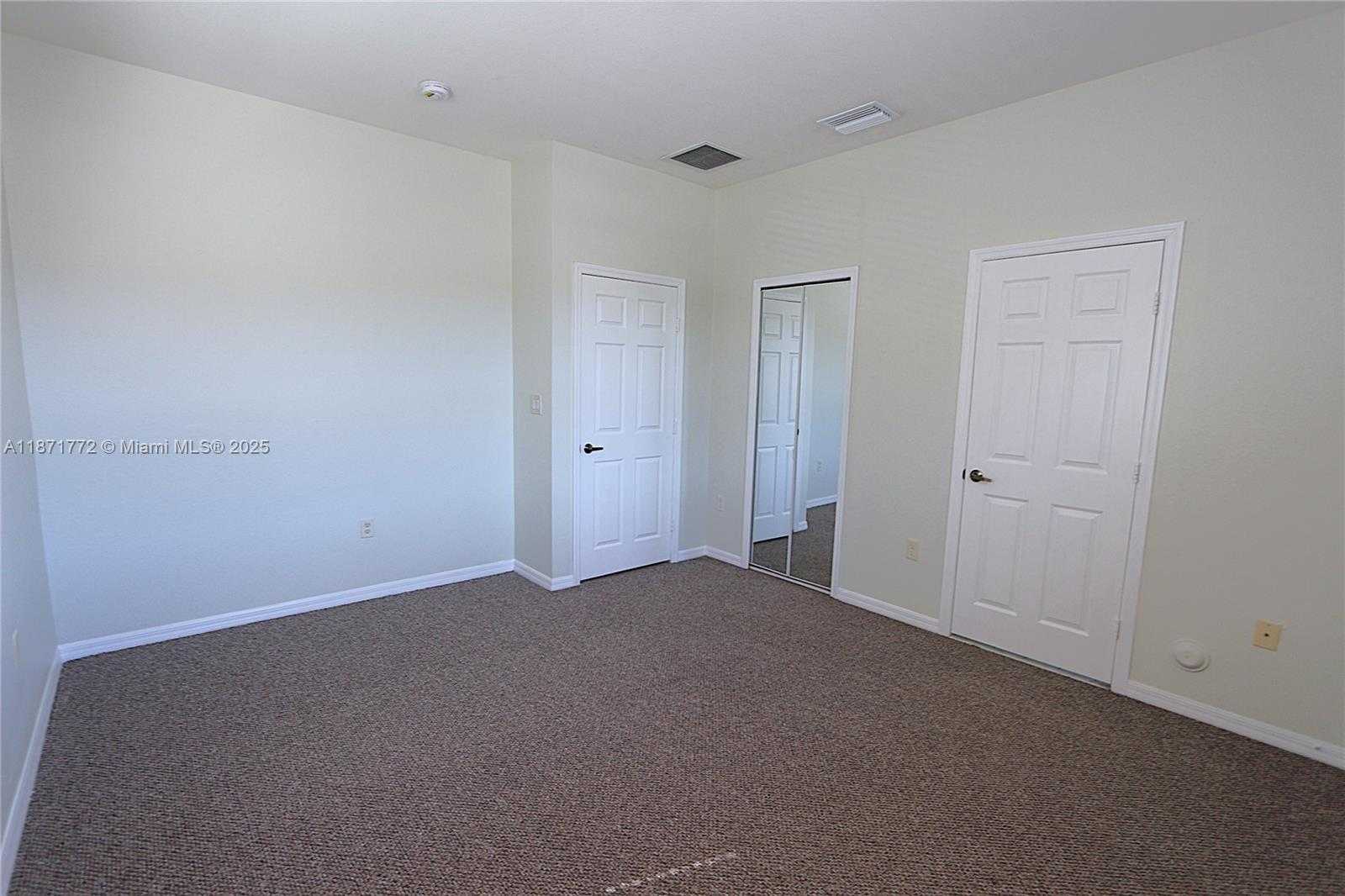 Small Image of 15276 SOUTH WEST 88 TE #15276, Miami Number 15