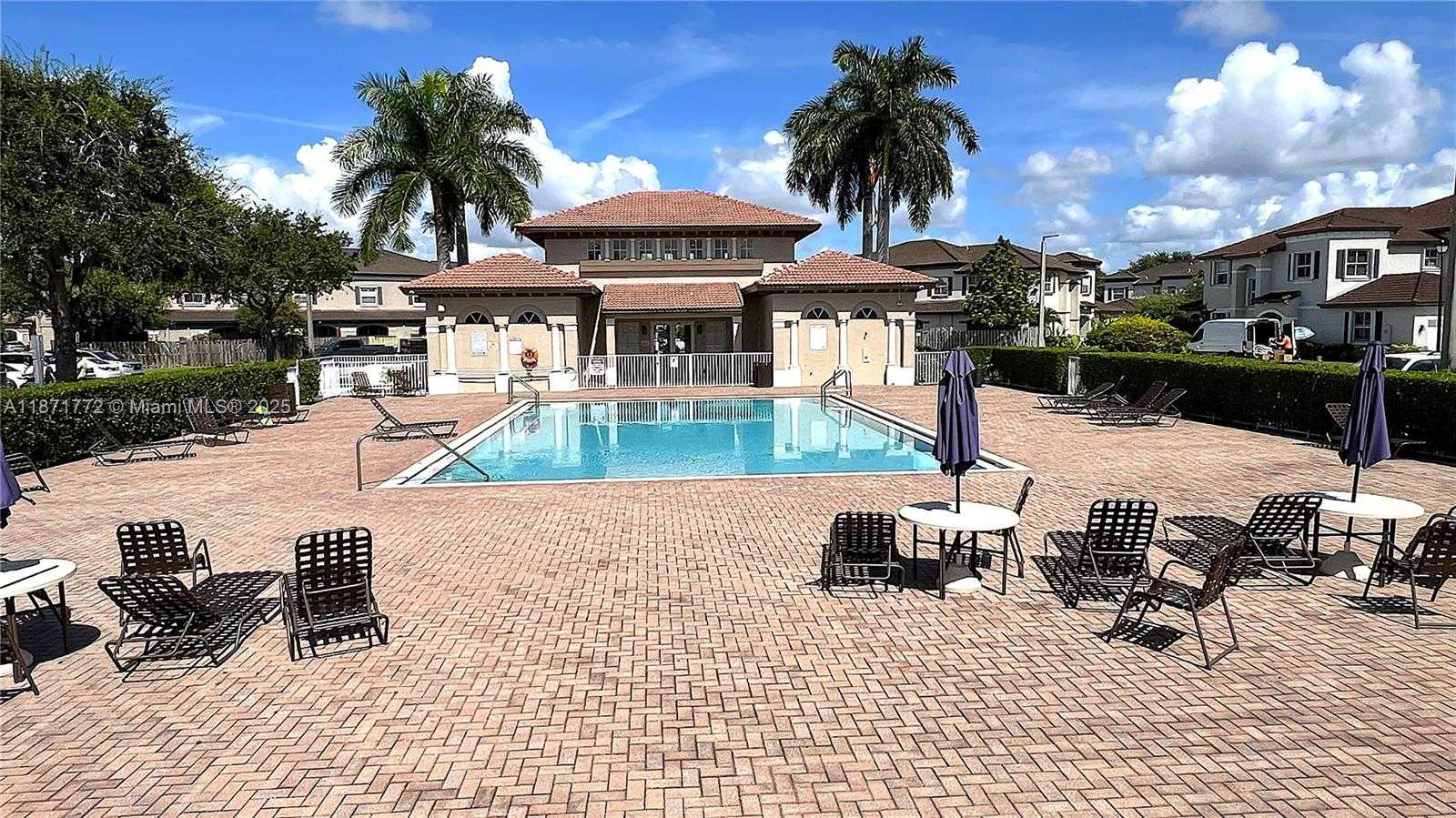 Small Image of 15276 SOUTH WEST 88 TE #15276, Miami Number 24