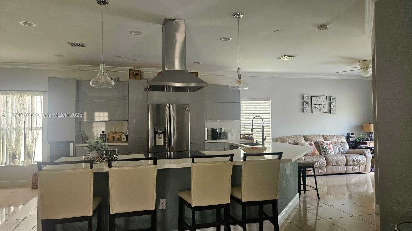 Small Image of 1349 NORTH WEST 192ND TER, Pembroke Pines Number 2