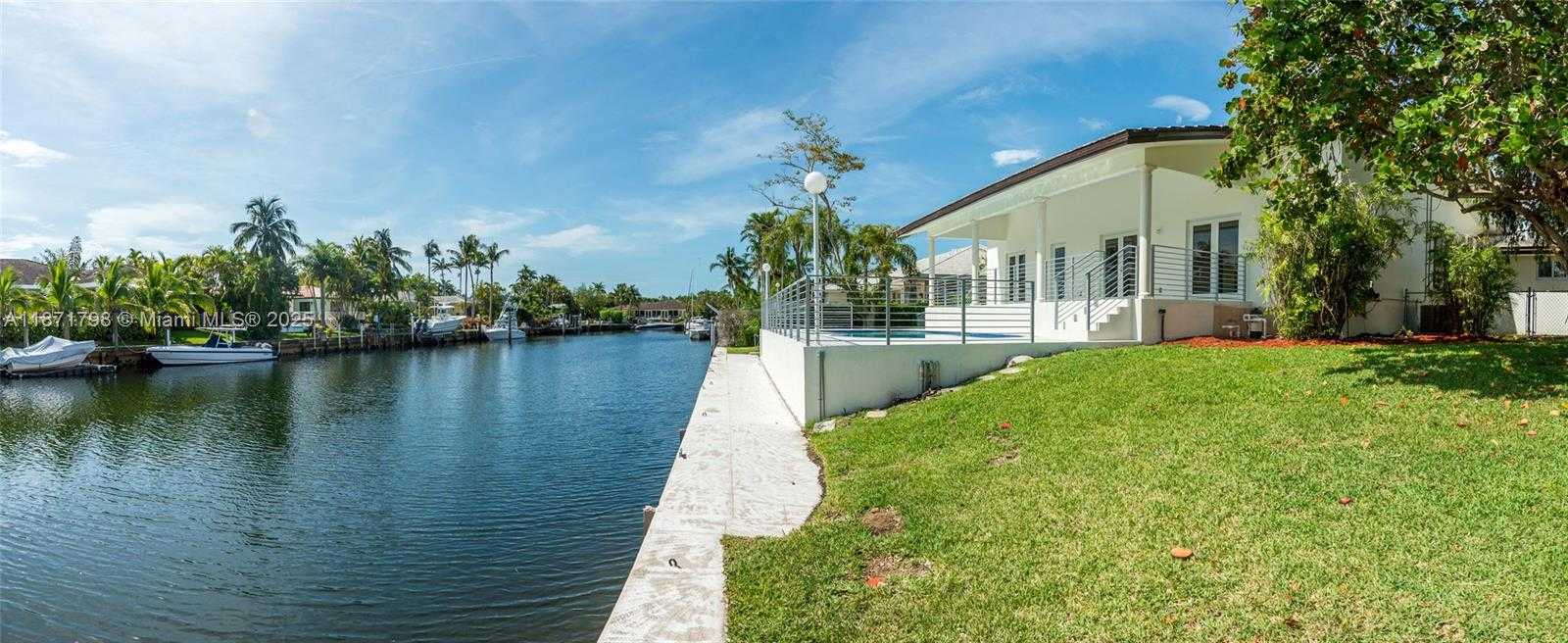 Small Image of 13001 NEVADA ST, Coral Gables Number 15