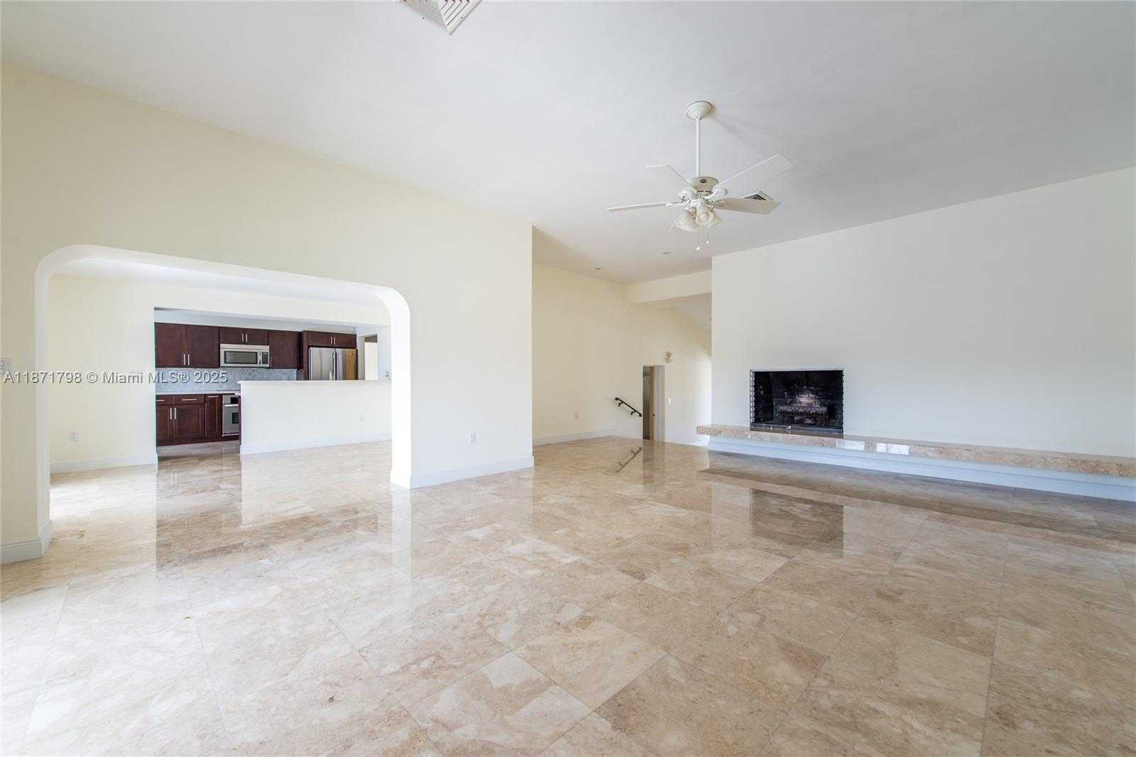 Small Image of 13001 NEVADA ST, Coral Gables Number 5