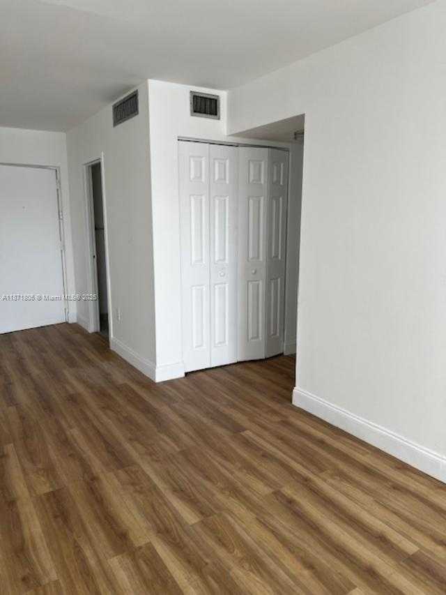 Small Image of 17560 ATLANTIC BLVD #501, Sunny Isles Beach Number 25
