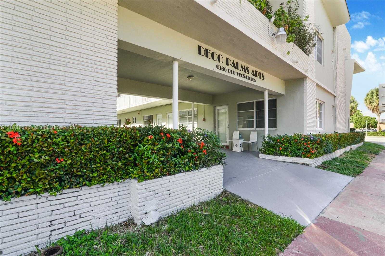 Small Image of 6930 RUE VERSAILLES #11, Miami Beach Number 2