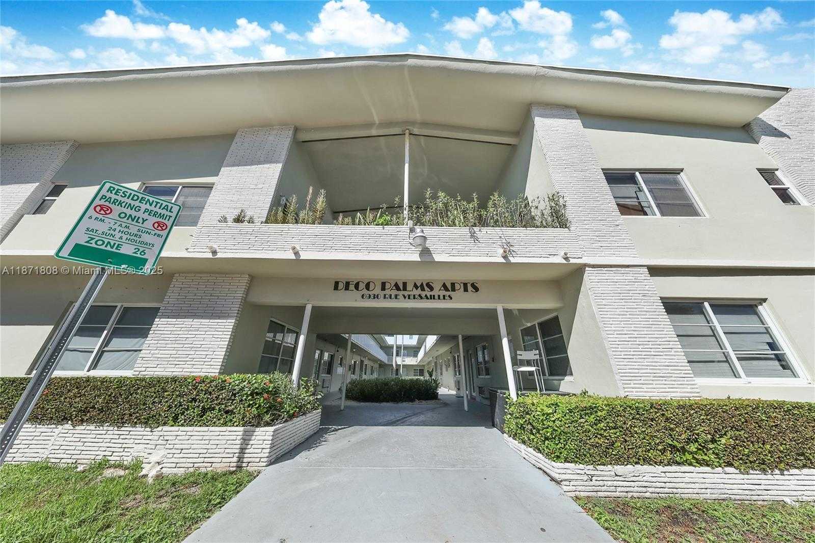 Small Image of 6930 RUE VERSAILLES #11, Miami Beach Number 22