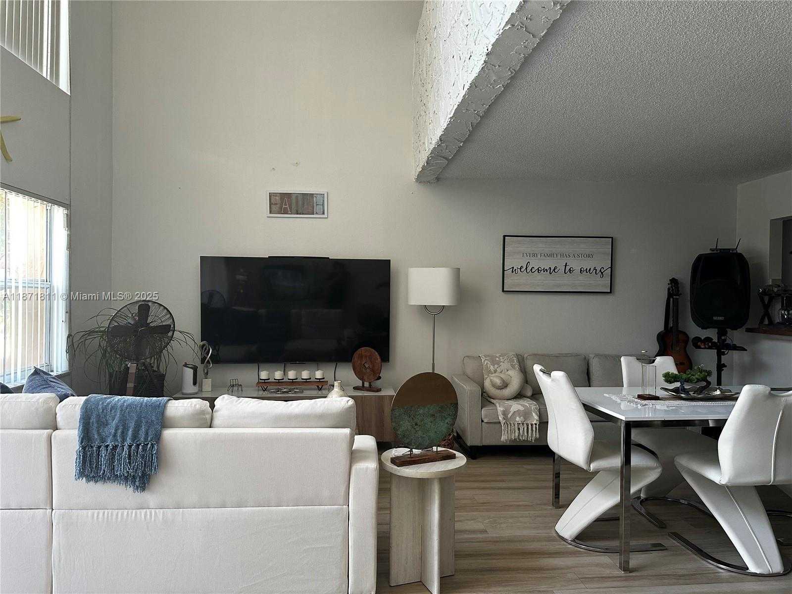 Small Image of 17901 NORTH WEST 68TH AVE #S202, Hialeah Number 14